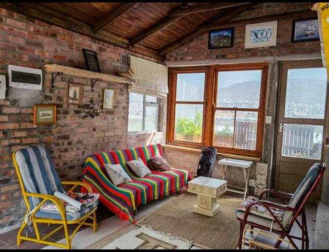 1 BEDROOM PROPERTY TO RENT IN CLOVELLY